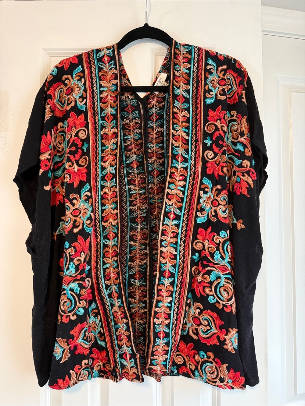 Umgee Black Open-Front kimono with Red & Teal Floral Embroidery